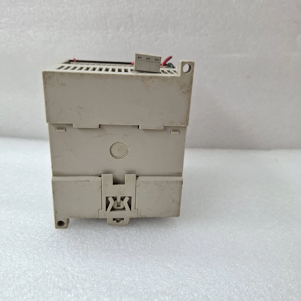 RECT N80-M21MAT-DC-0H2P-X-03020-0S2CNX DC 24V MODULE N80-M21MAT-DC